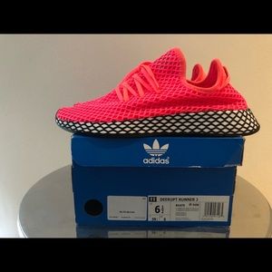 Brand New Adidas Deeprupt Runner J